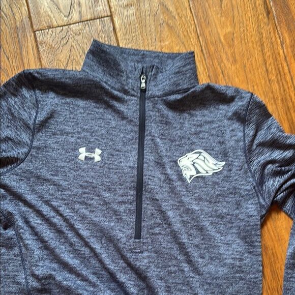 Under Armour Blue Pullover and Black Shorts Set - Picture 3 of 13